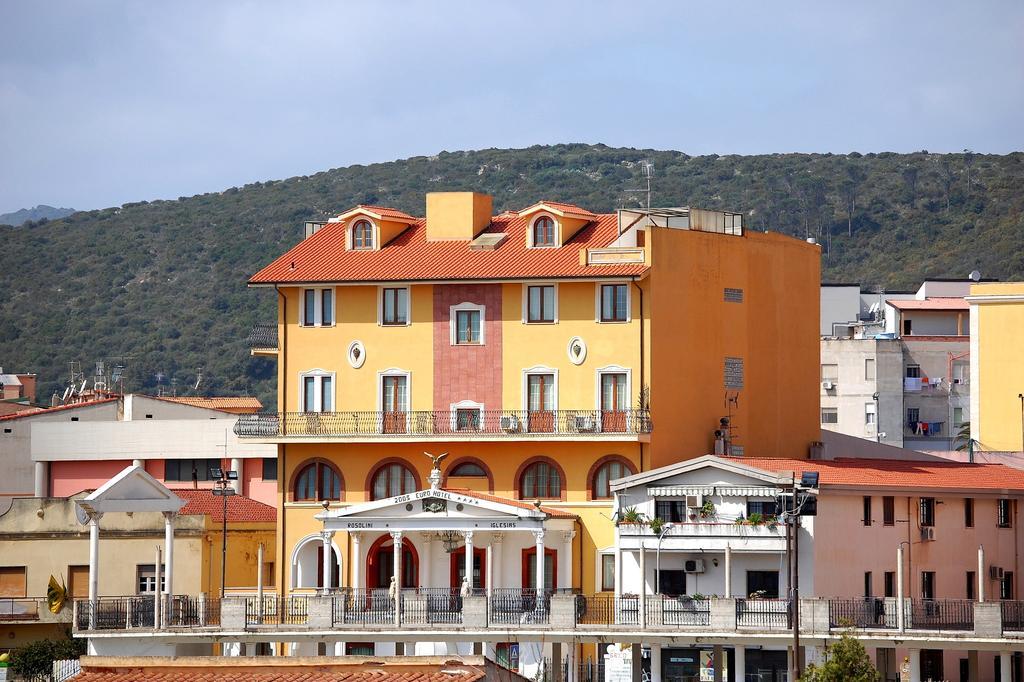 Euro Hotel Iglesias Exterior photo